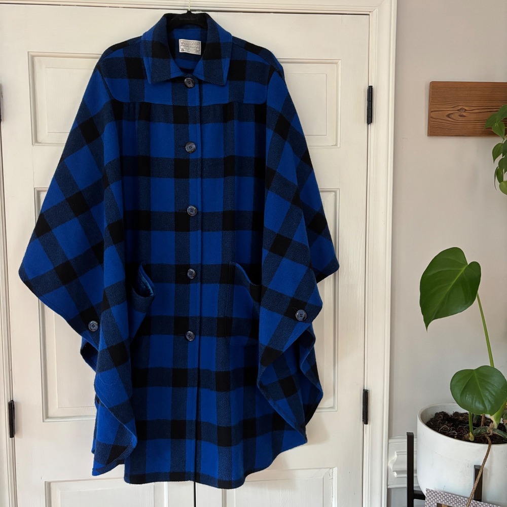 VTG‎ Pendleton Blue Black Buffalo Check Cape Poncho Plaid 100% Wool Button Up